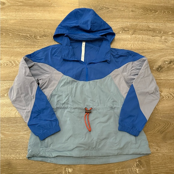 Lululemon Evergreen AnorakWild Bluebell / Cascade Blue